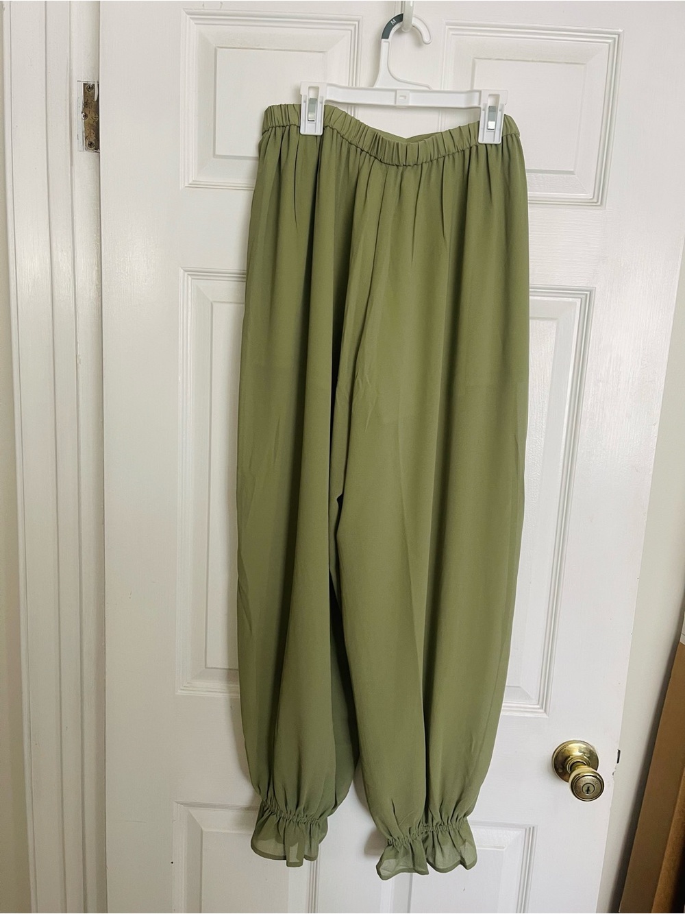 WAYF On Trend Olive Green Ballon/Harem Pants - Picture 6 of 10